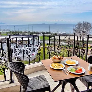 https://saruhan-hotel.istanbul-turkeyhotels.com